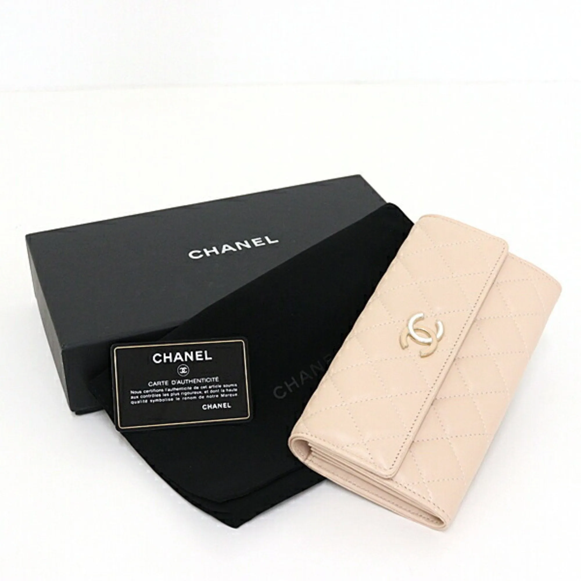 Chanel - Beige Leather Accessories