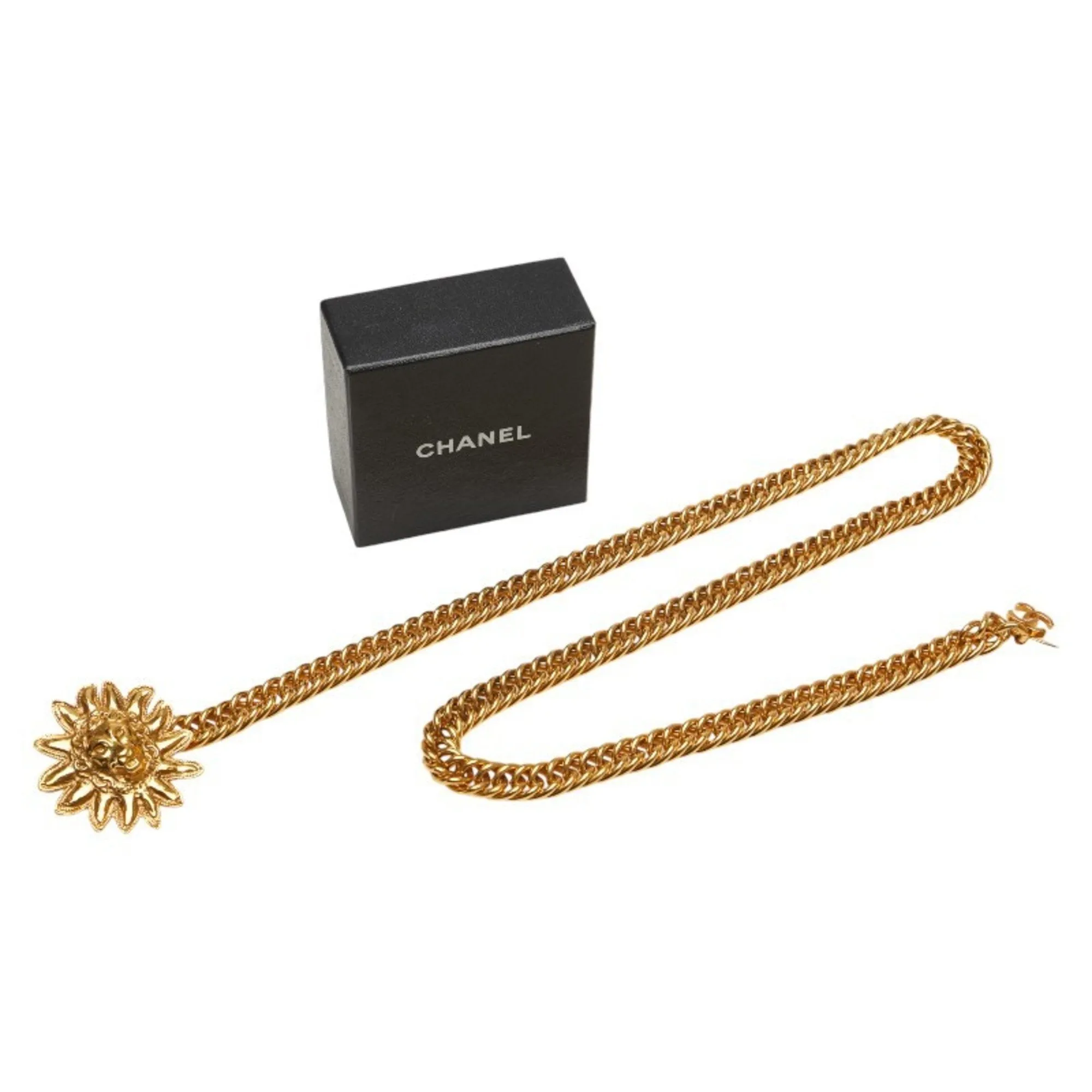 Chanel Medaillon Gold Plated Accessories